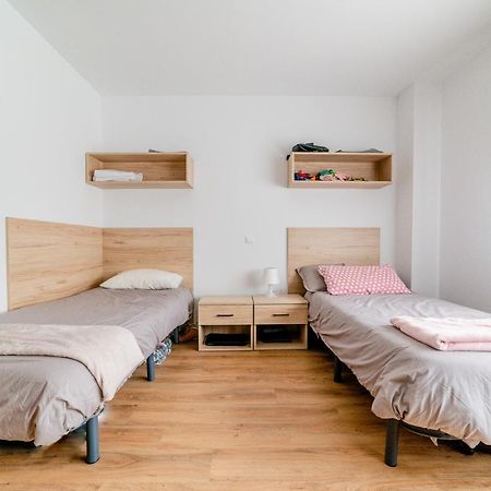Micampus Logrono Student Residence Bagian luar foto