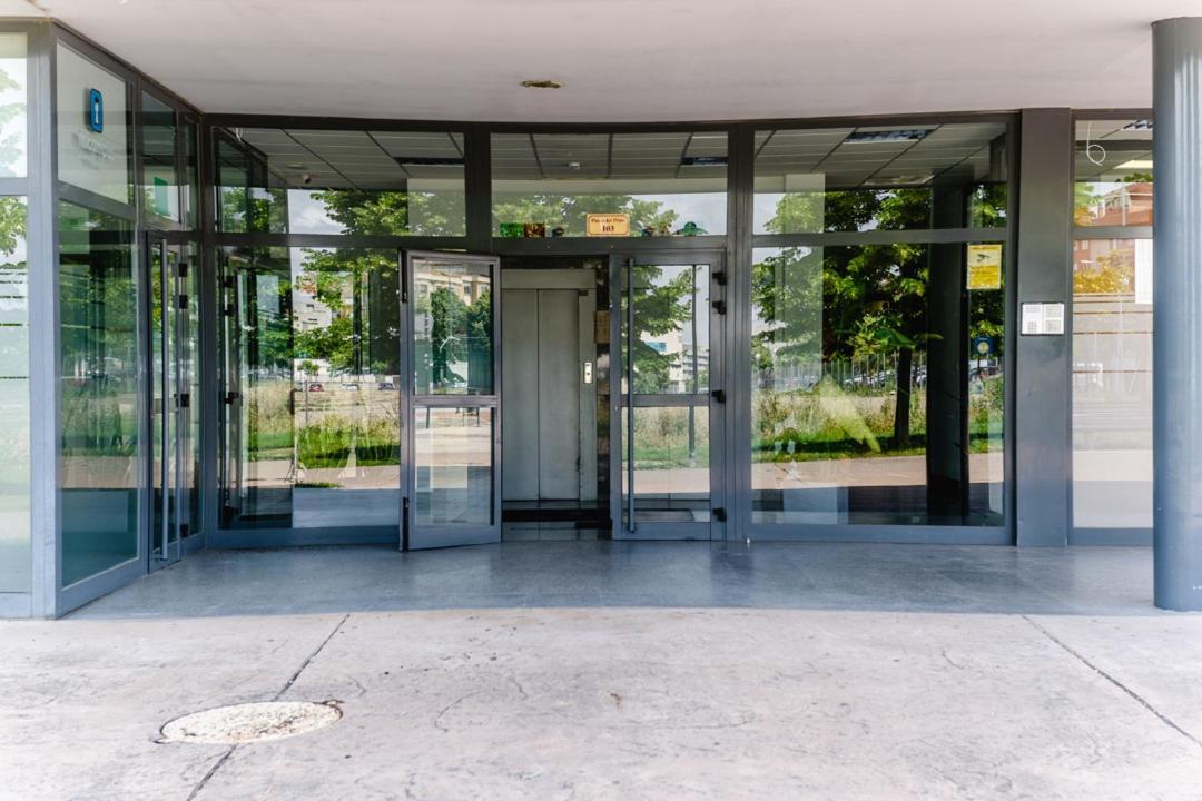 Micampus Logrono Student Residence Bagian luar foto