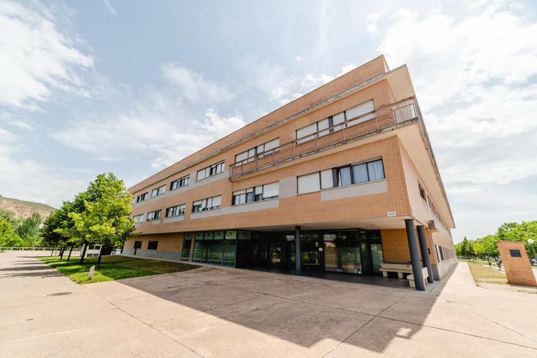 Micampus Logrono Student Residence Bagian luar foto